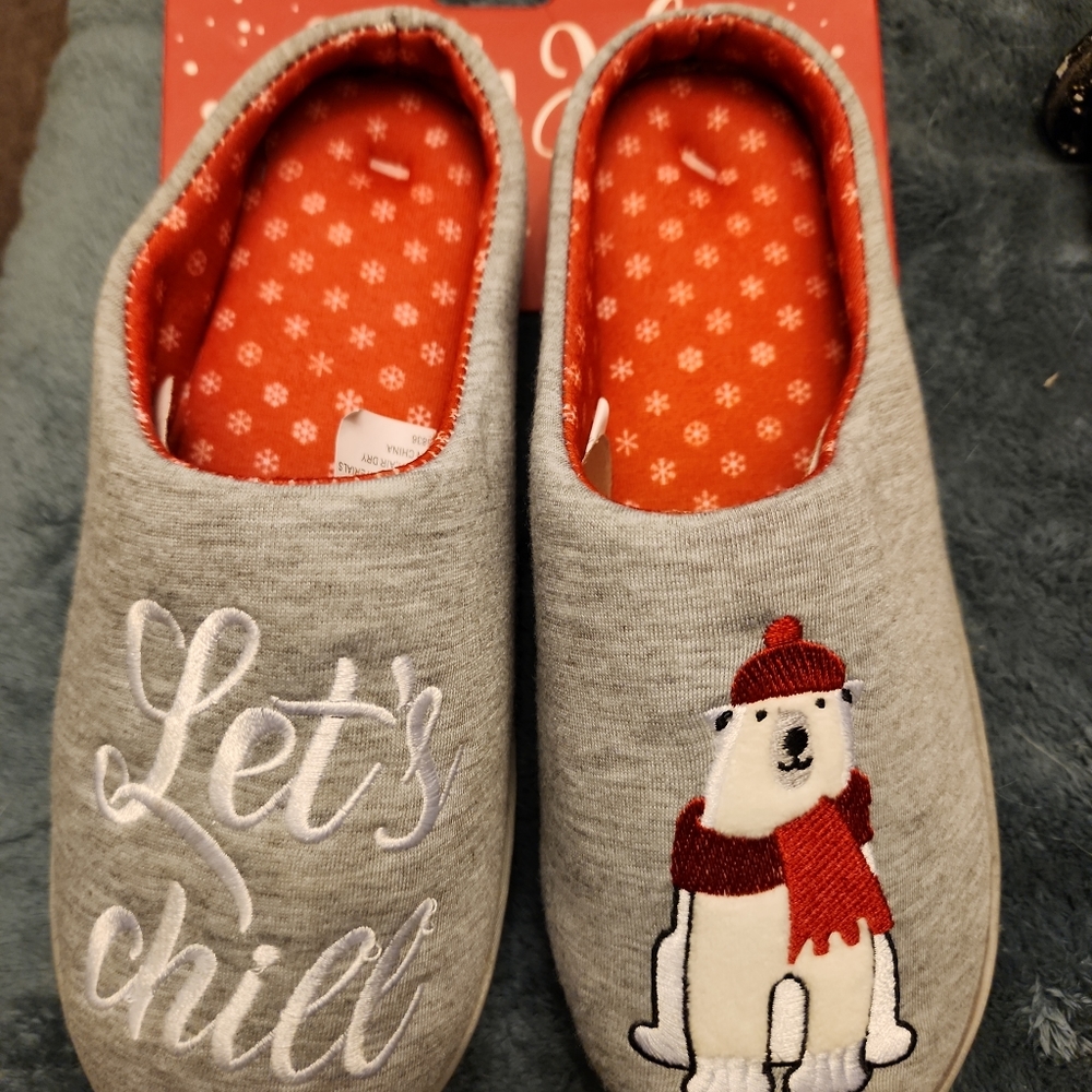 Polar bear Christmas slippers